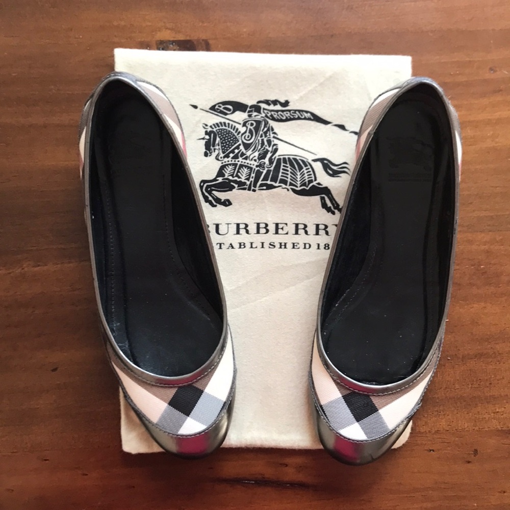 Authentic Burberry Flats